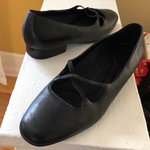 Black stylish leather flats